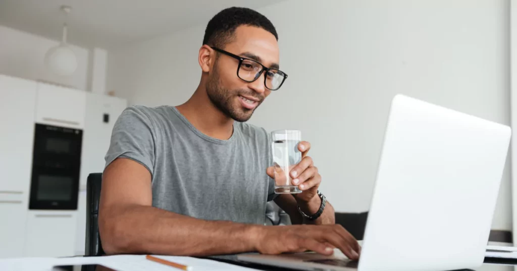 man water laptop