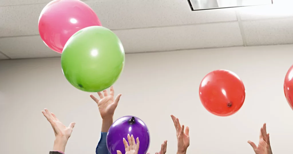 balloons in office