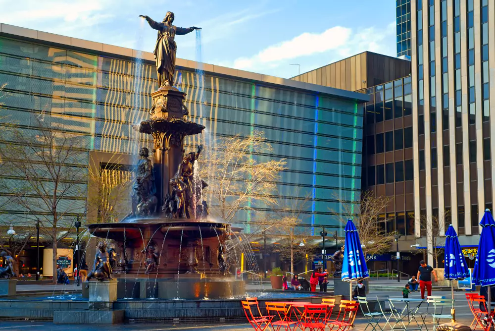 cincinnati fountain square