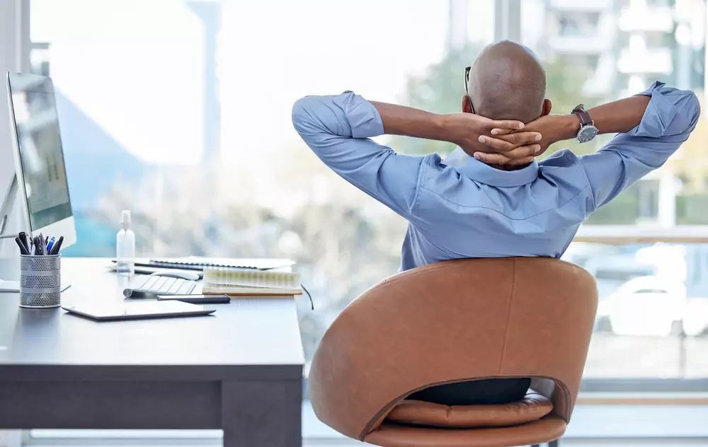 30 Great Perks at Work to Encourage Retention & New Hires